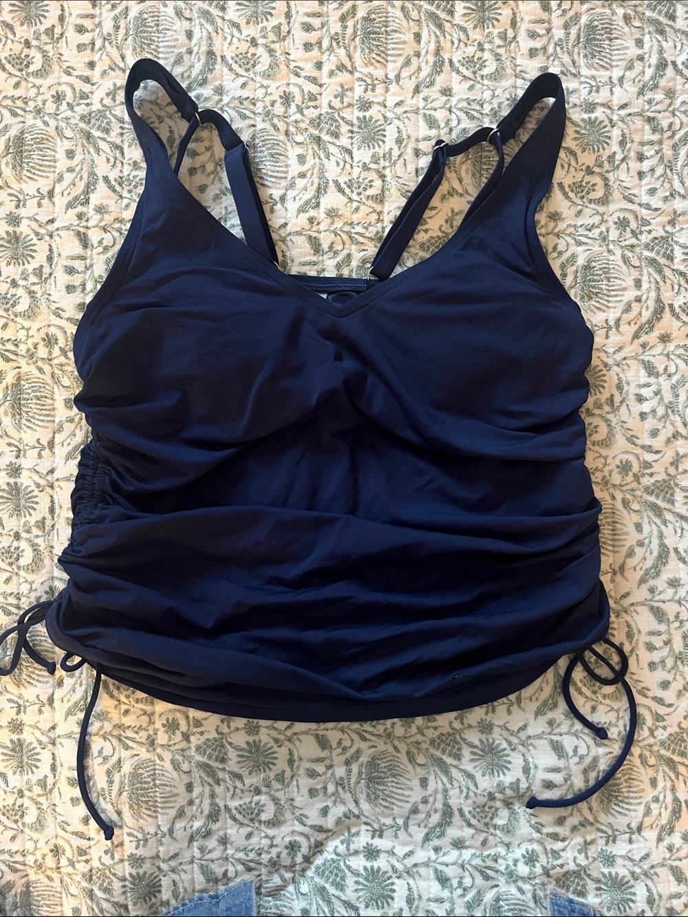 Lands End Navy Tankini top with underwire